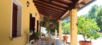 Belle maison de vacances privée pour 7 personnes avec climatisation, piscine privée, WIFI