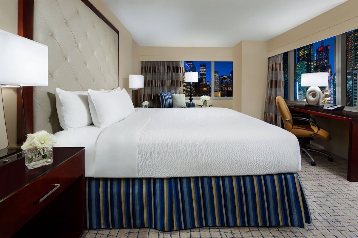Home-like Accommodations! Times Square View and Pet-friendly!