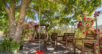 Cozy home in Castillo de Locubin