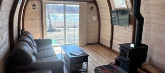 Timber Arch | Unique Lake Gem ~ Yard ~ Kayak/Board