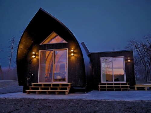 Timber Arch | Unique Lake Gem ~ Yard ~ Kayak/Board