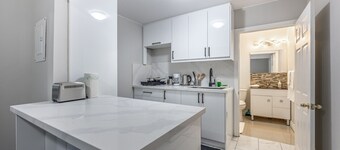 Charming 1BD Getaway - Unwind Near Niagara Falls