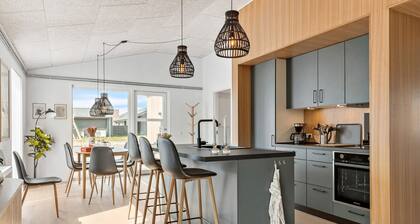 Awesome home in Hjørring with sauna