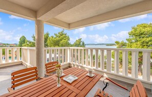 Outdoor dining - Awesome apartment in Mrljane (Mrljane)