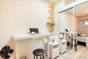 1 bedroom