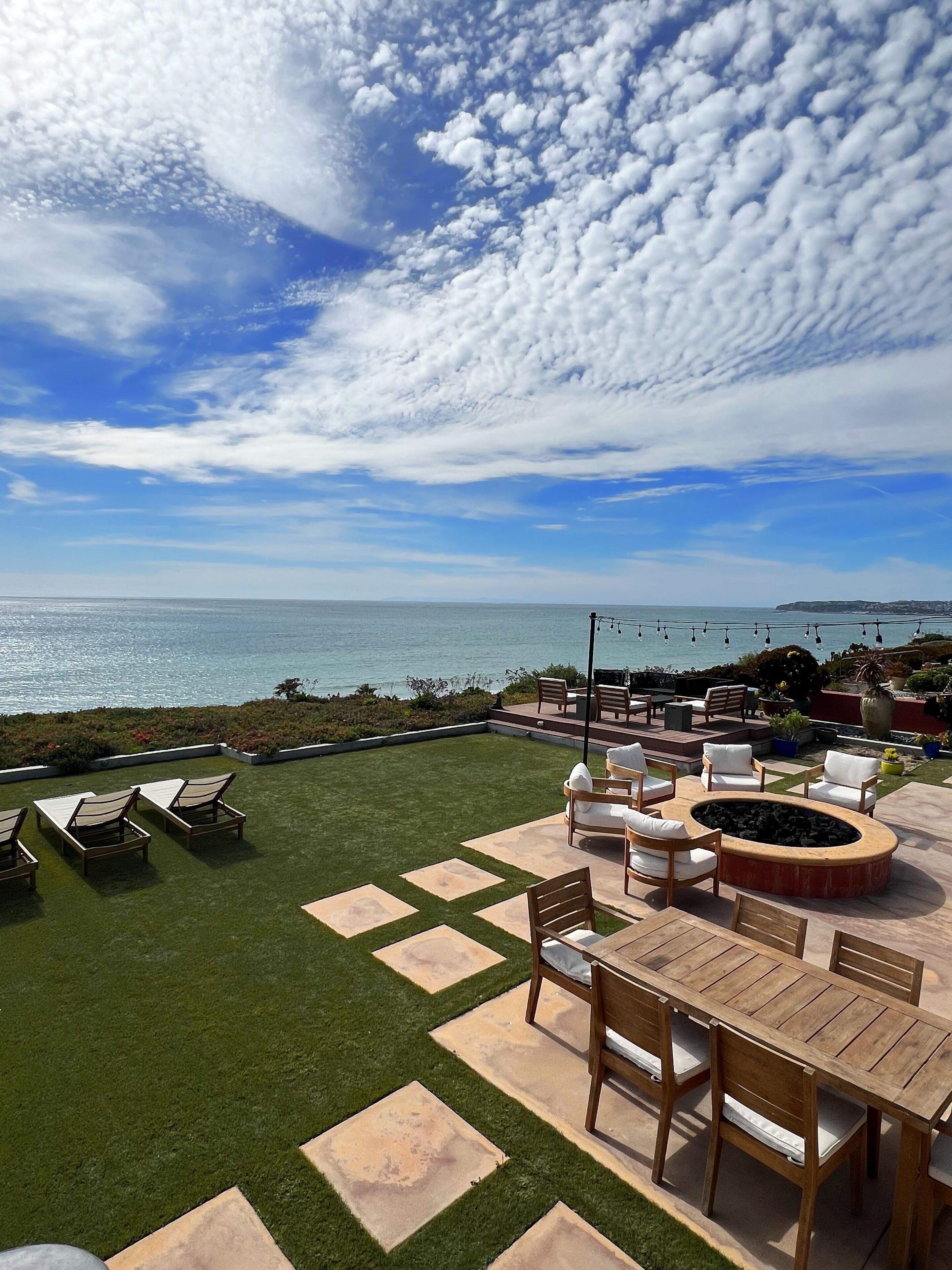 The Hideaway Hacienda. Incredible panoramic ocean view, minutes from the beach. 