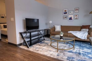 Televisor intel·ligent i llar de foc 