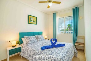 2 quartos, ferros/tábuas de passar roupa, Wi-Fi, roupa de cama