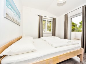 3 bedrooms, internet