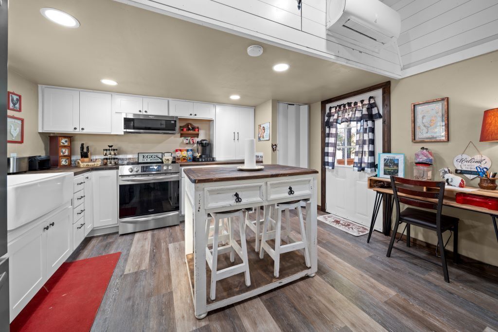 冰箱、微波炉、烤箱、炉灶