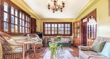 Vacation Home "Casa Montañesa" with 2 Private Terraces, Balcony & Wi-Fi