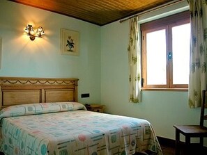 8 habitaciones y ropa de cama 