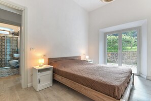 2 chambres, fer et planche à repasser, Wi-Fi gratuit