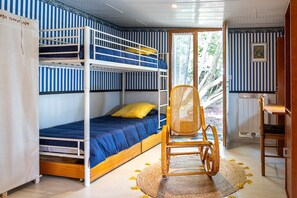 1 chambre, fer et planche à repasser, Wi-Fi gratuit