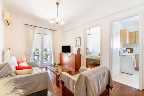 TV - Apartment 'Kalantzis' with Balcony and Wi-Fi (??????a)