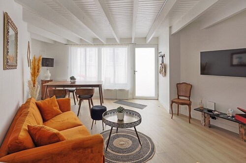Holiday Home 'La Galerie Pornic - Maison Cedre' with Wi-Fi