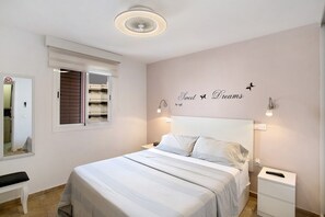 2 habitaciones, tabla de planchar con plancha y wifi gratis 