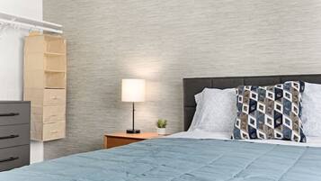 1 chambre, bureau, fer et planche Ă repasser, Wi-Fi