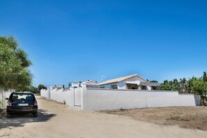 Exterior - Holiday Home 'Casa Faquinse La Muela 1' with Mountain View, Wi-Fi and Air Conditioning (Vejer de la Frontera)