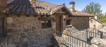Chalet 'Casa Rural Las Hoyas I' mit Blick auf die Berge