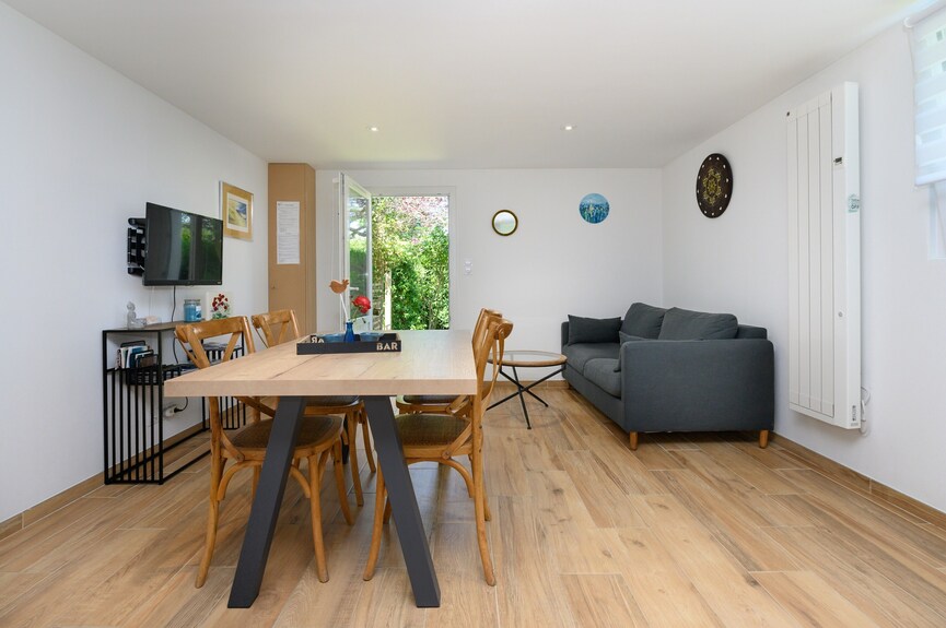 Holiday Home 'La Fleur De Vie' With Private Garden And Wi-fi - Auray