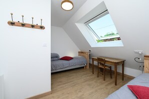 2 Schlafzimmer, Bügeleisen/Bügelbrett, kostenloses WLAN, Bettwäsche
