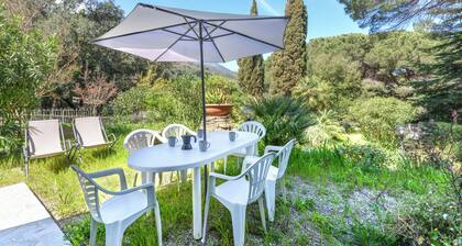 Apartment 'Cesarina Trilo' with Private Garden, Wi-Fi and Air Conditioning