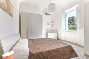 3 camere, ferro/asse da stiro, Wi-Fi gratuito