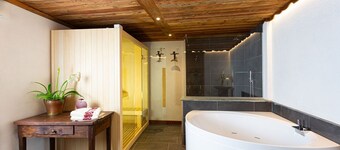 Chalet 'Casa Girod - Rascard' with Mountain View, Private Garden and Wi-Fi