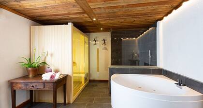 Chalet 'Casa Girod - Rascard' mit Bergblick, privatem Garten und WLAN