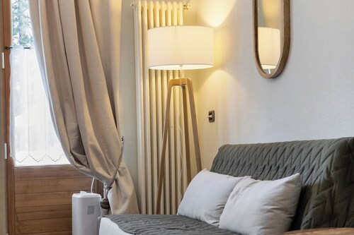 Ferienwohnung 'Chalet Elegance' mit Bergblick, privater Terrasse und WLAN