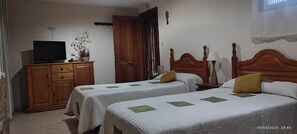 6 sovrum, strykjärn/strykbräda, gratis wi-fi och sängkläder