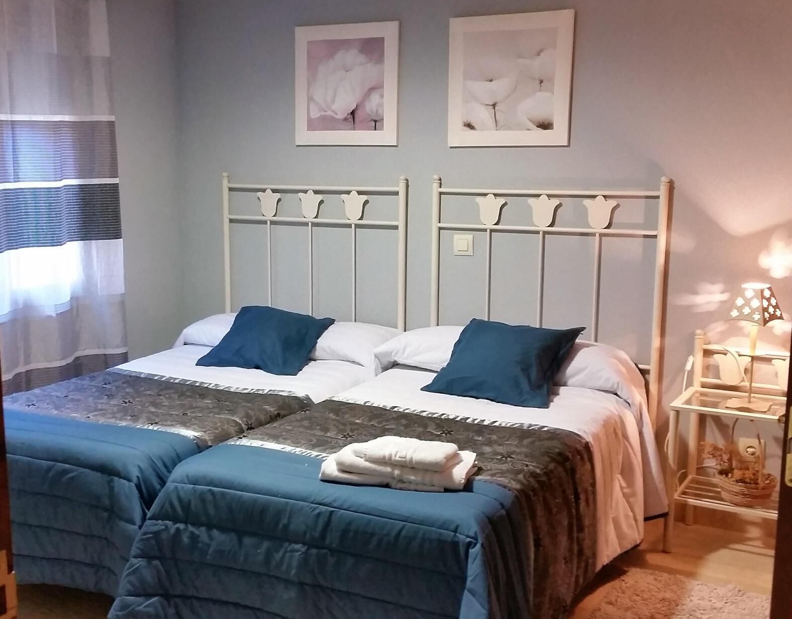 6 chambres, fer et planche à repasser, Wi-Fi gratuit, draps fournis