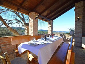 Outdoor dining - Apartment Bilice by Interhome (Bilice)