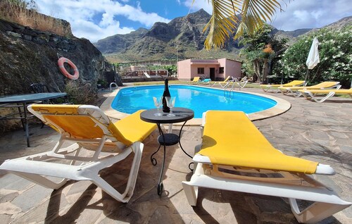 Lovely home in Buenavista del Norte