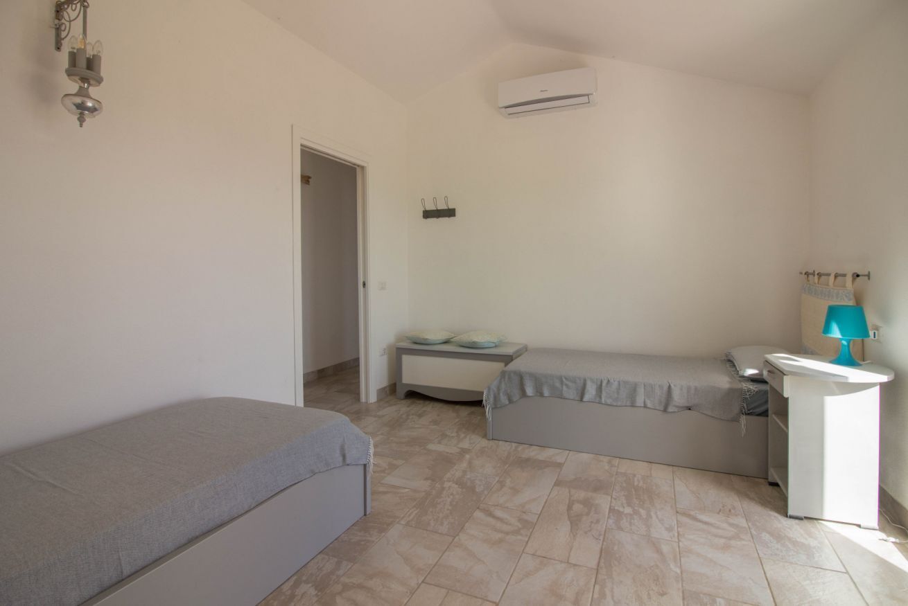 4 dormitorios, tabla de planchar con plancha, wifi y ropa de cama