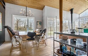 Interior - 4 bedroom pet friendly home in Strandby (Strandby)