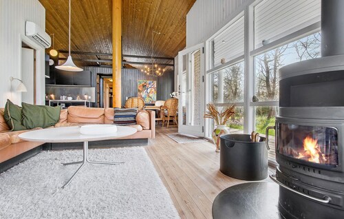 Tolles Haus in Strandby mit Küche