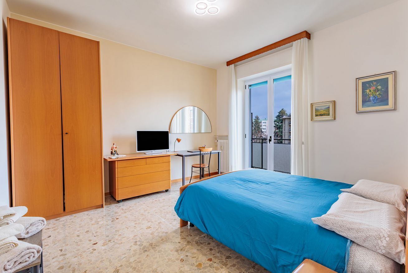 2 dormitorios, tabla de planchar con plancha, wifi y ropa de cama