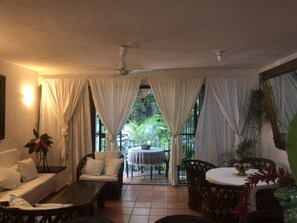 Dining - Condominio Marbella en Puerto Vallarta excelente ubicación (Puerto Vallarta)