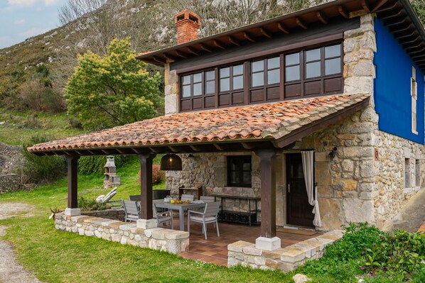 屋外ダイニングエリア