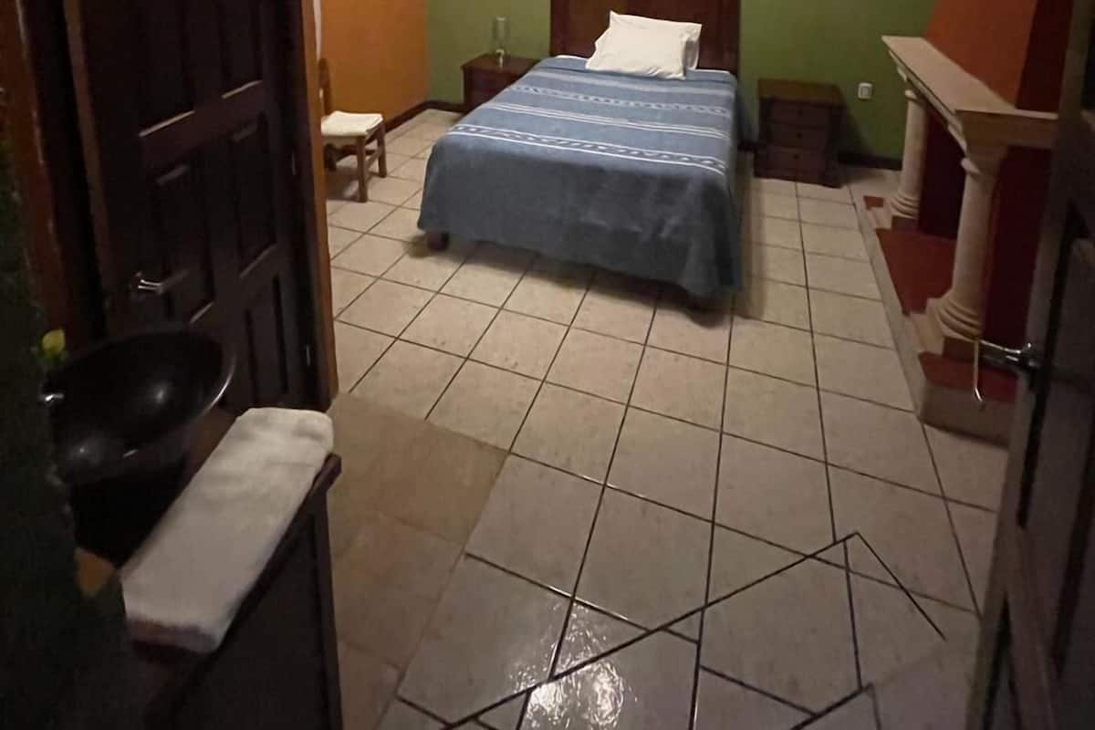 Camera Tradizionale | 1 camera, tende oscuranti, ferro/asse da stiro, Wi-Fi gratuito