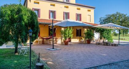 Oasi Casamaras In Veneto with Ac