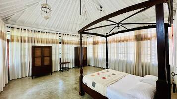 4 chambres, bureau, fer et planche Ă repasser, accĂšs Internet