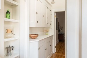 Interior - Local Landmark! Gorgeous Historic Home (Portland)