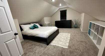 Cute 2 bed Bungalow in the heart of Oregon City