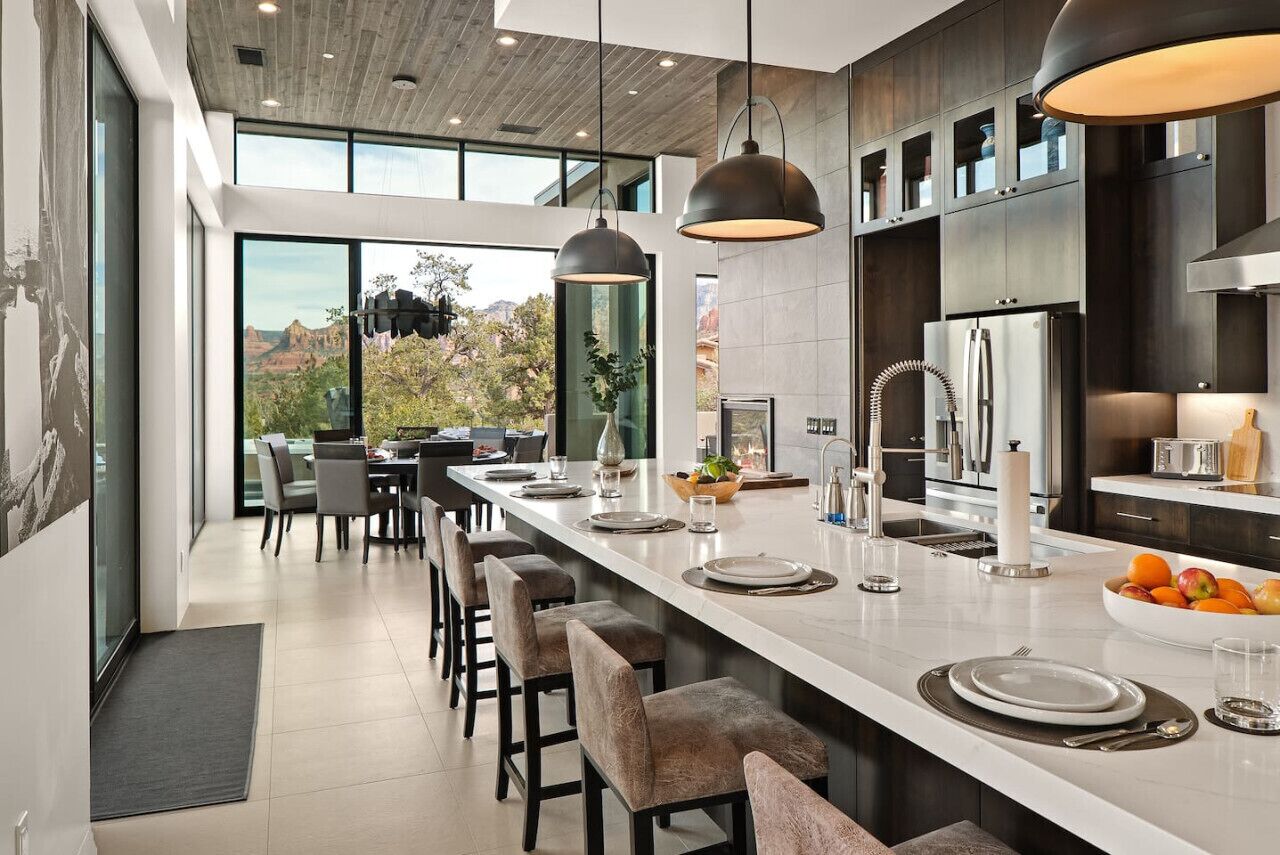 ثلاجة، ميكروويف، فرن، موقد طهي مسطح