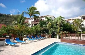 Outdoor pool - 1-Bedroom Loft Apartment in Point Blanche (Sint Maarten)