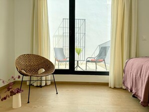 1 chambre, fer et planche à repasser, lit parapluie, Wi-Fi