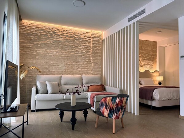 2 habitaciones, tabla de planchar con plancha, cuna de viaje y wifi 